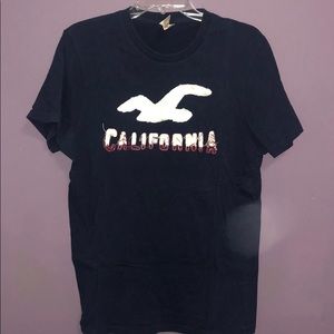 Hollister T shirt